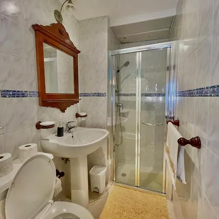 In Paceville 200m From Spinola Bay Apartment St. Paul's Bay
