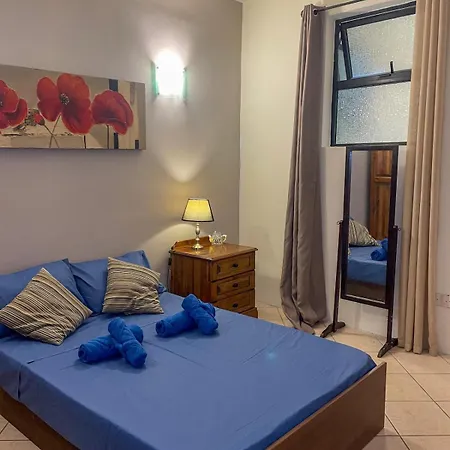 In Paceville 200m From Spinola Bay St. Paul's Bay